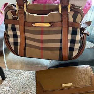 Burberry purse and wallet
